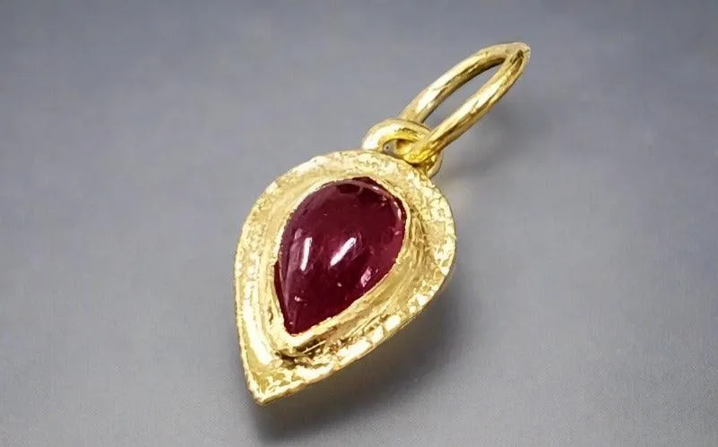 18k Gold Natural Ruby Dainty Pendant