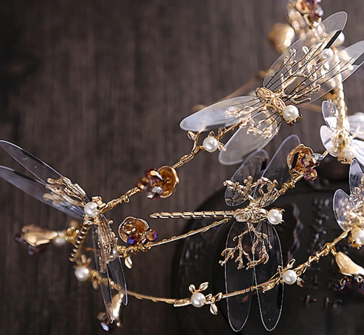 Bold Distinguished Dragonfly Crown