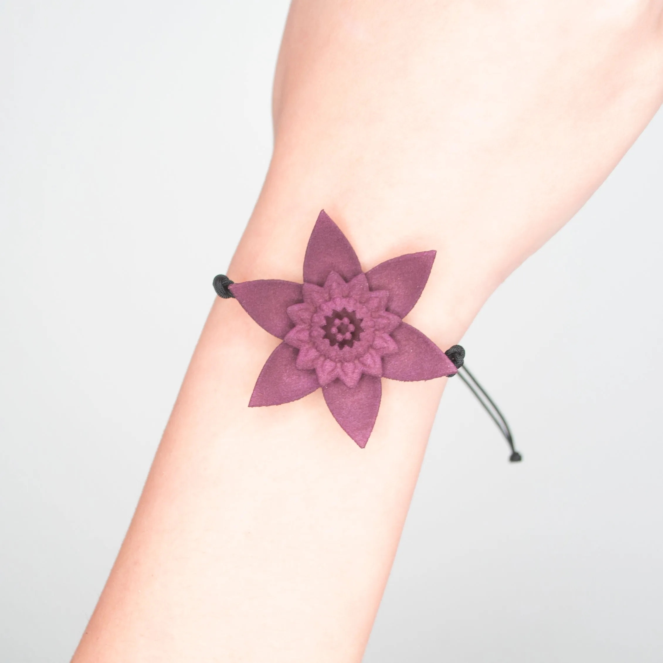 Flower Bracelet - Dahlia