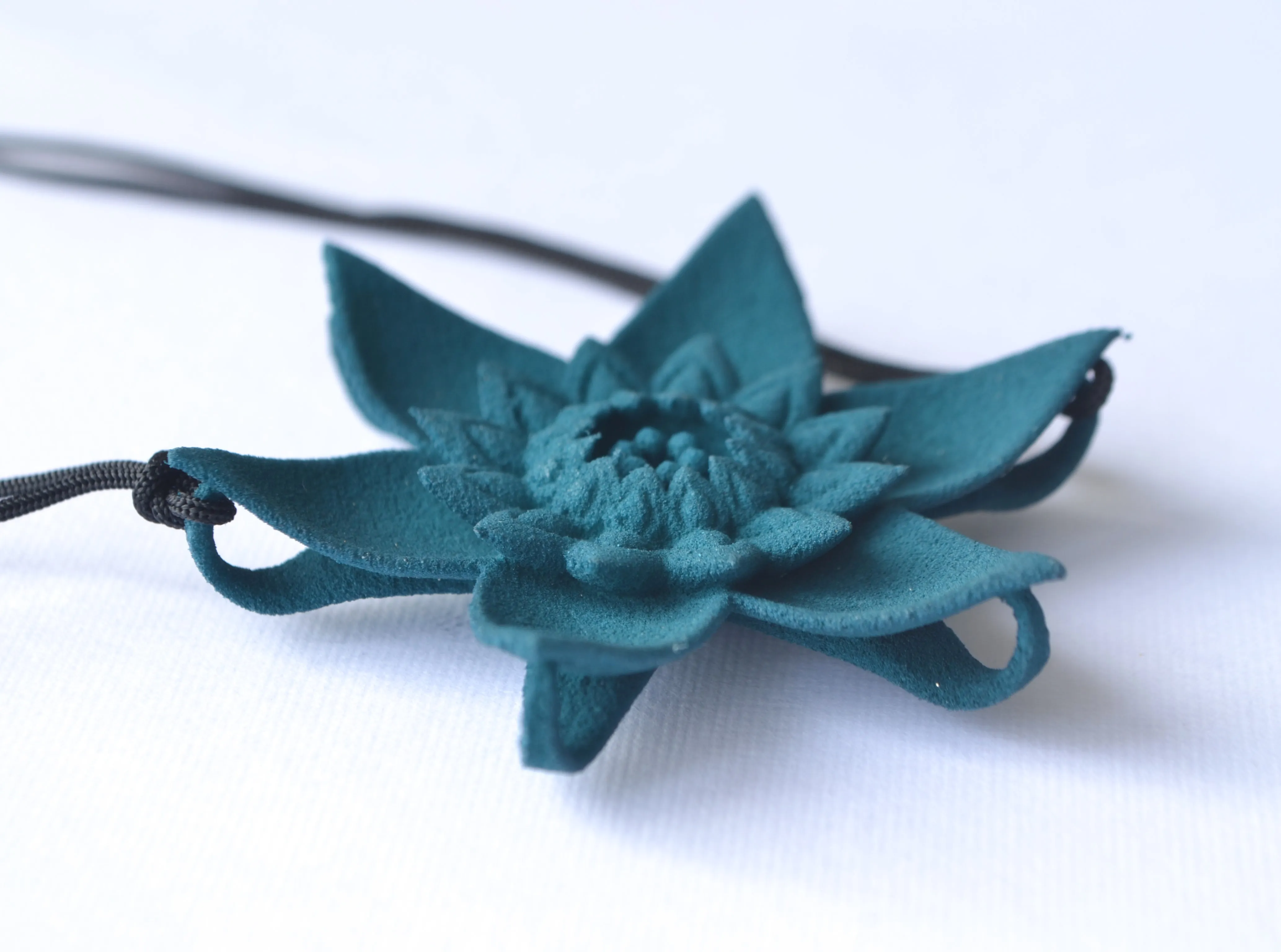 Flower Bracelet - Dahlia