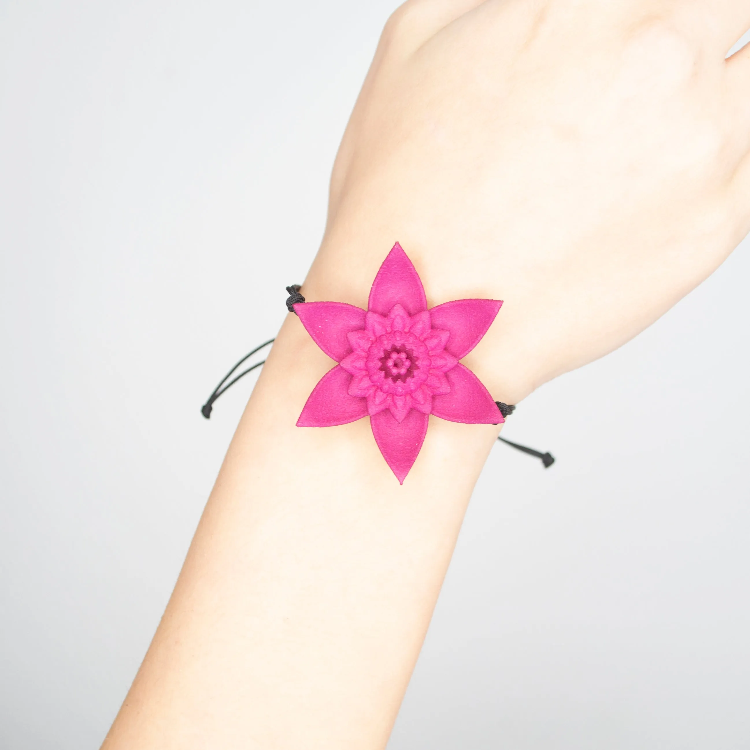 Flower Bracelet - Dahlia