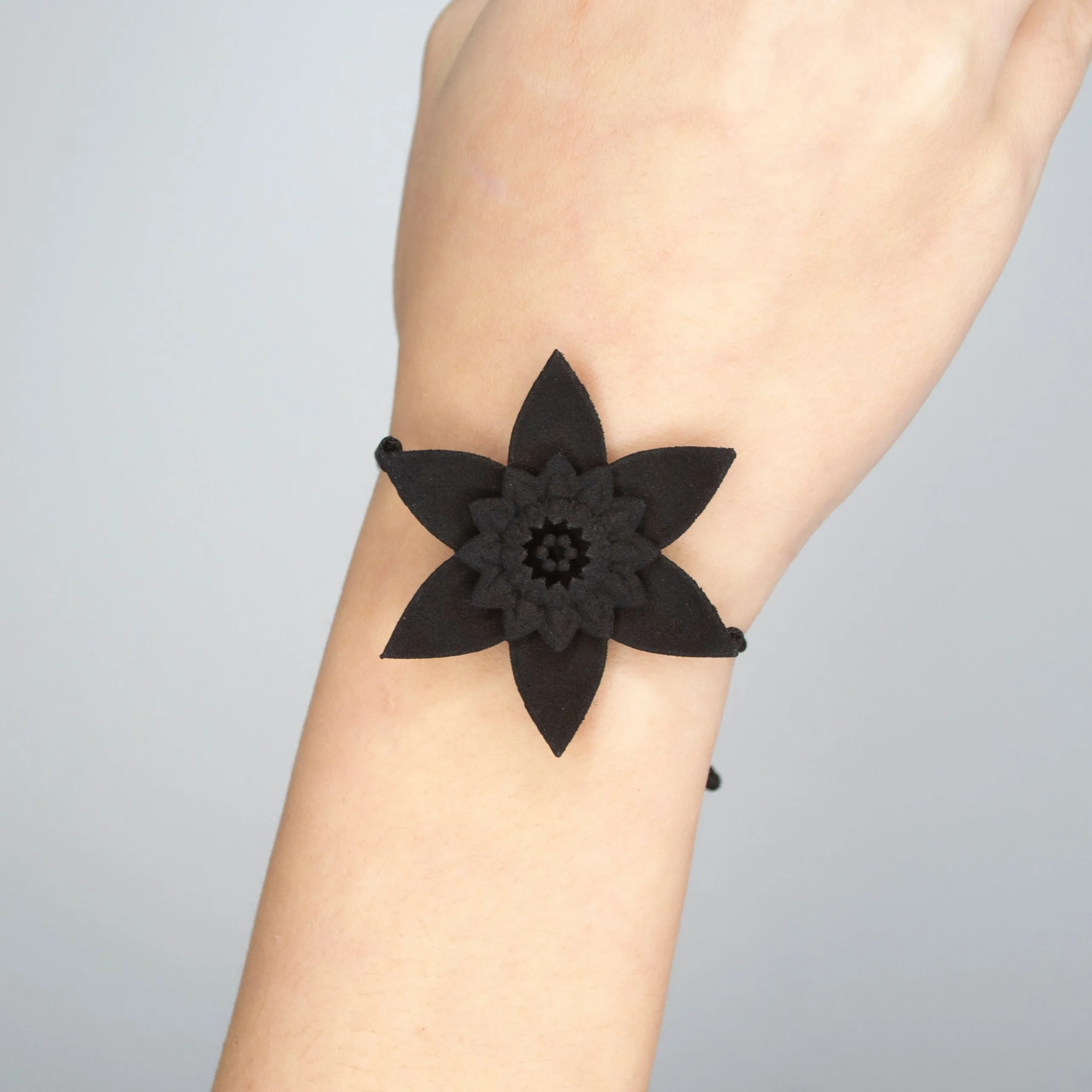 Flower Bracelet - Dahlia