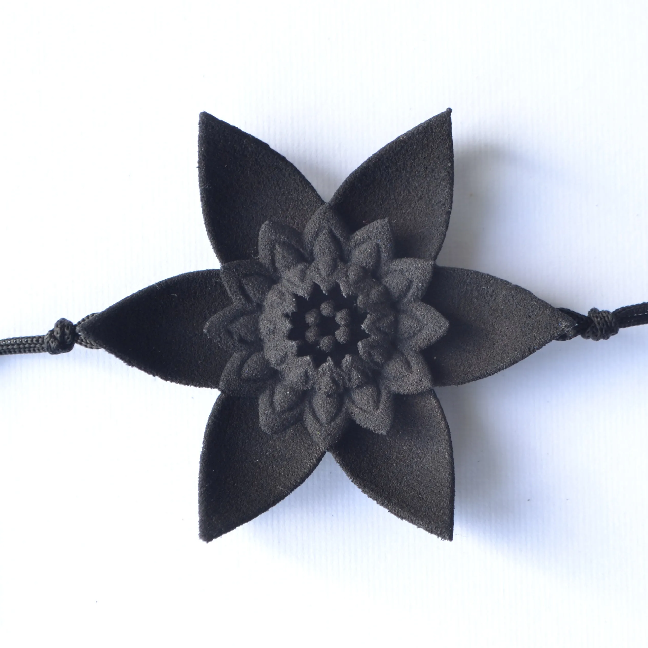 Flower Bracelet - Dahlia