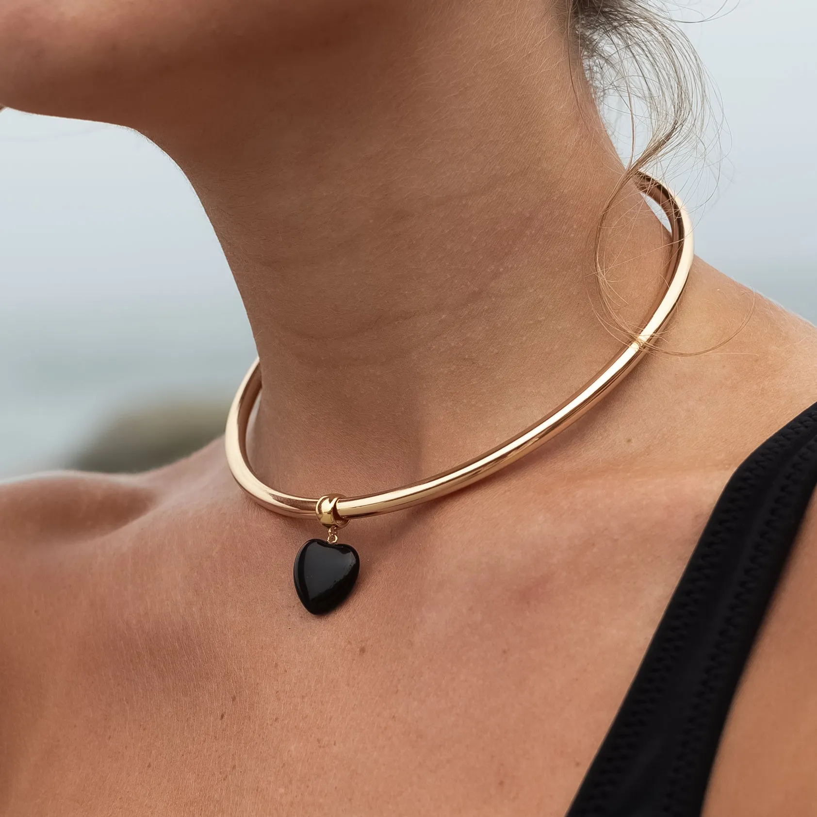 Gemma Onyx Bail Charm