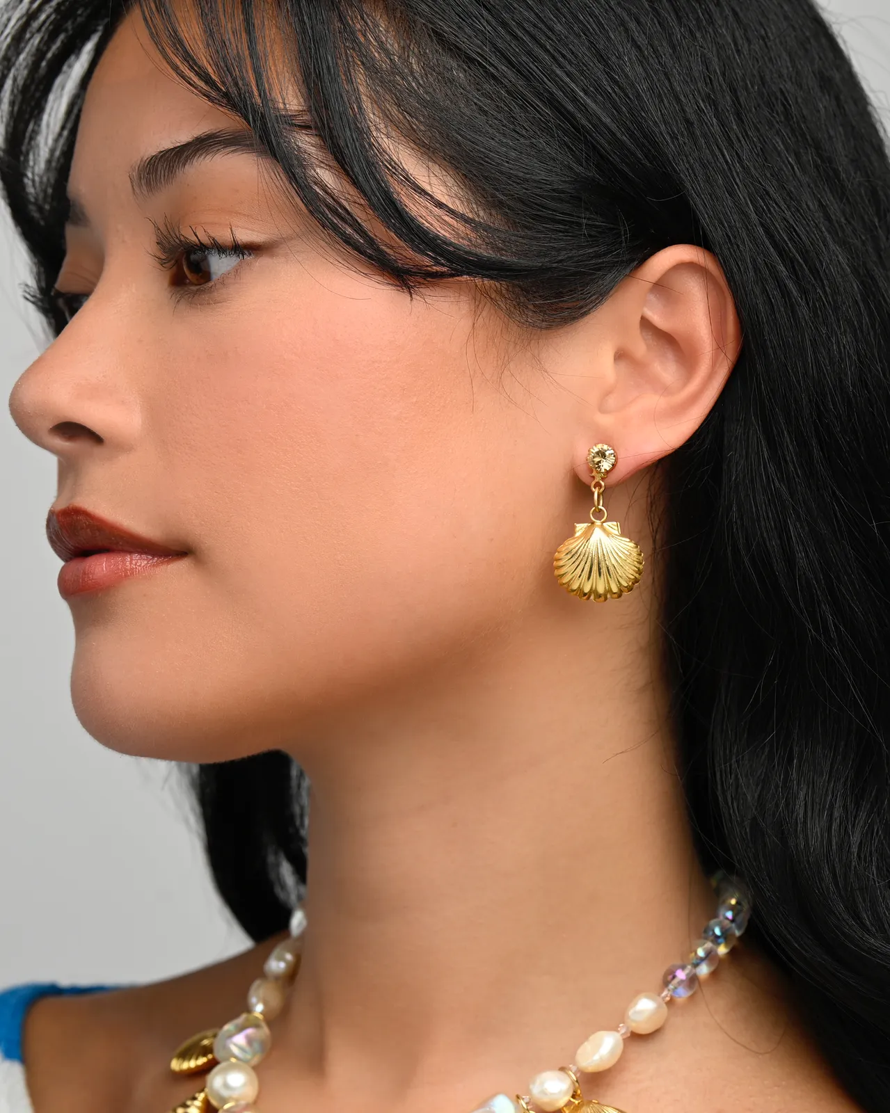 SOUVENIR SHELL EARRINGS