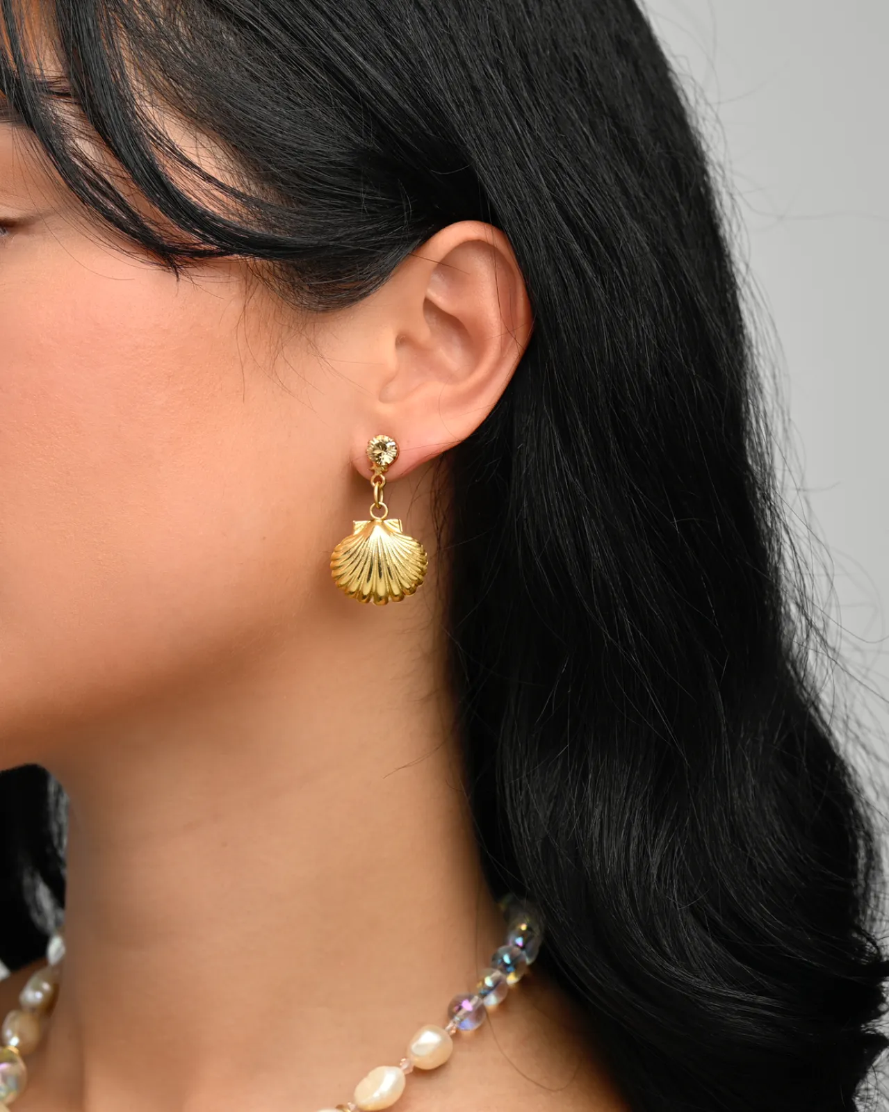 SOUVENIR SHELL EARRINGS