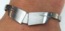 Two Blades Meeting Cuff Bracelet