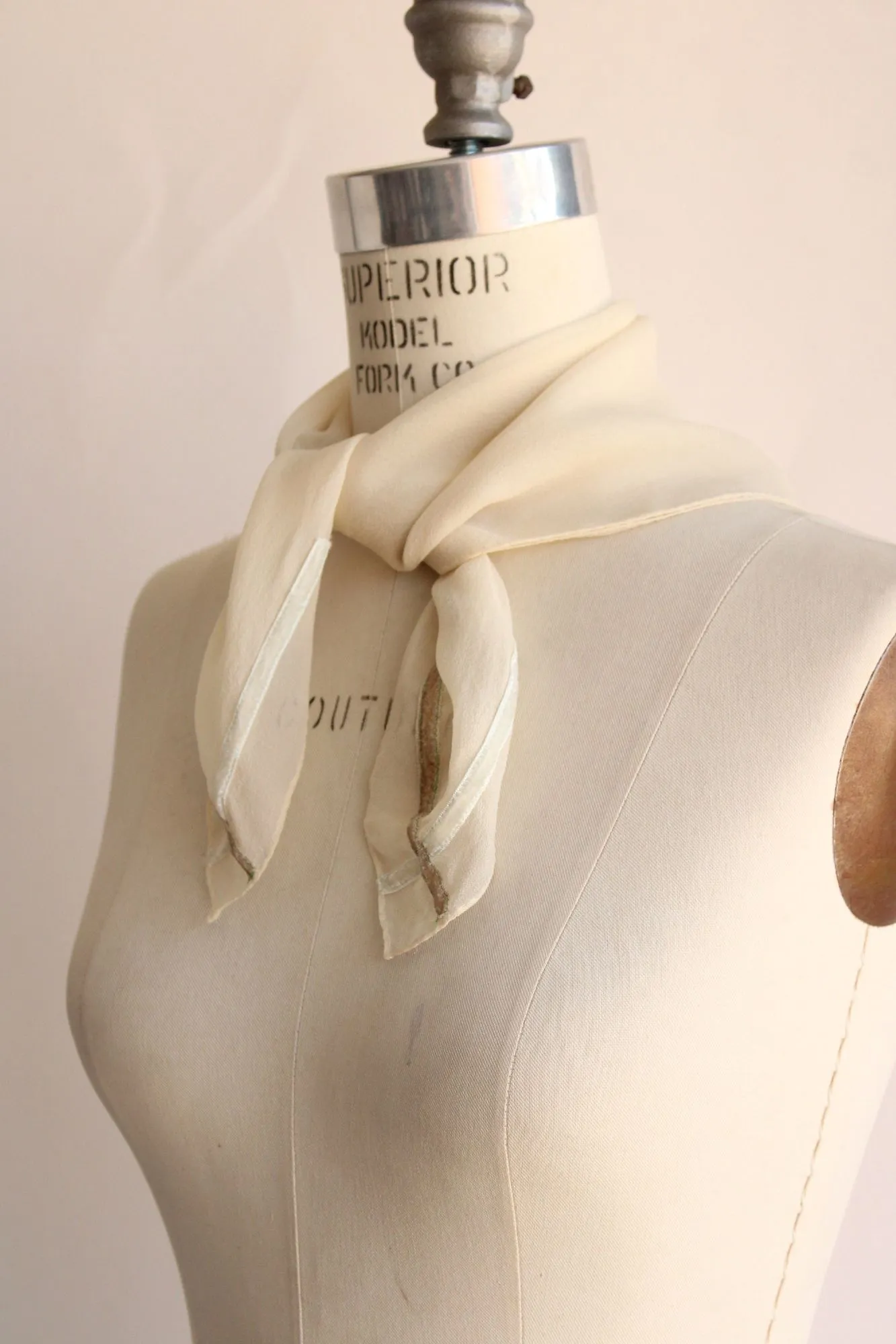 Vintage 1980s 1990s Ivory Silk Chiffon Scarf