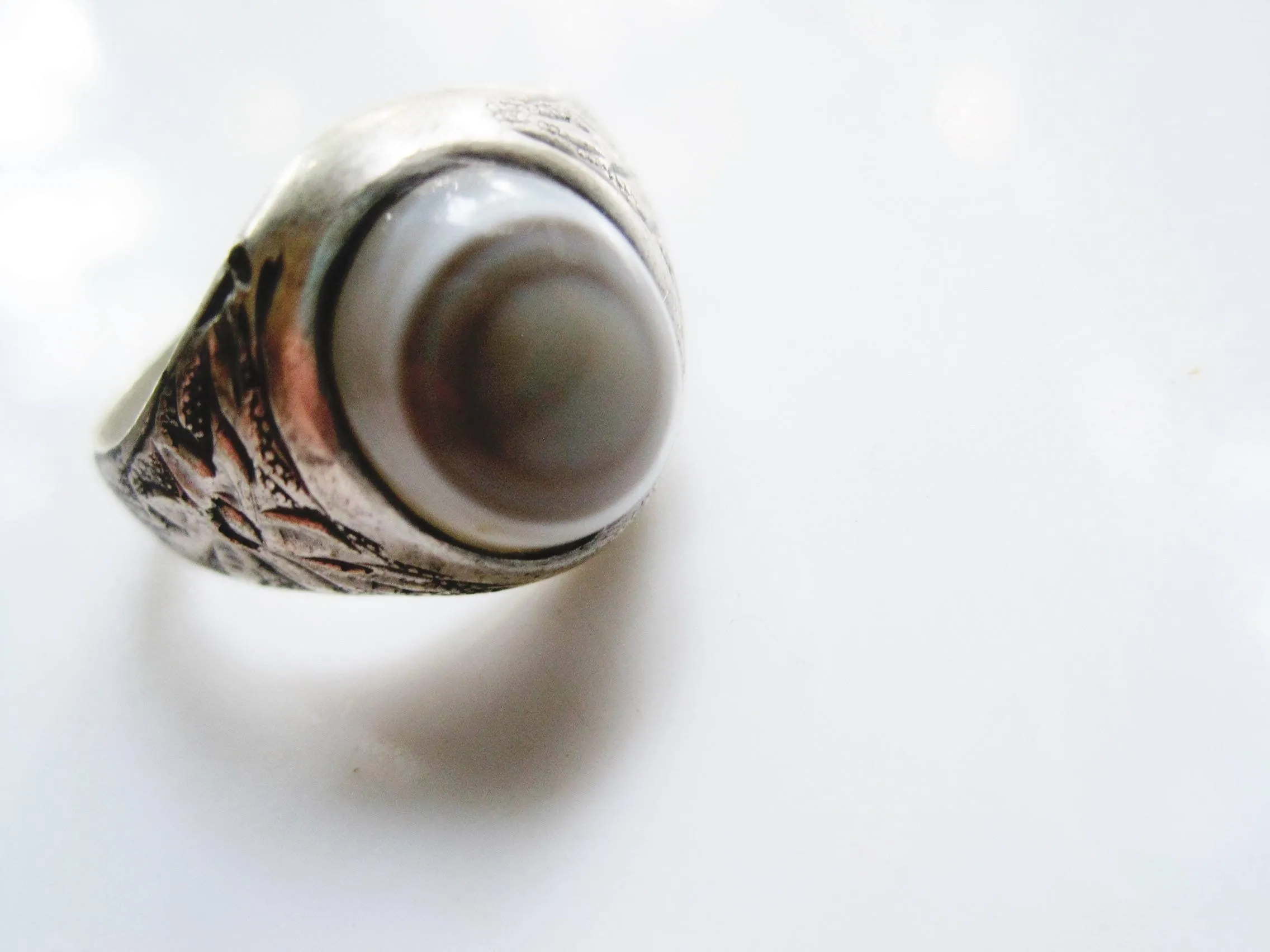 Vintage Eye Agate Yemeni Silver Ring
